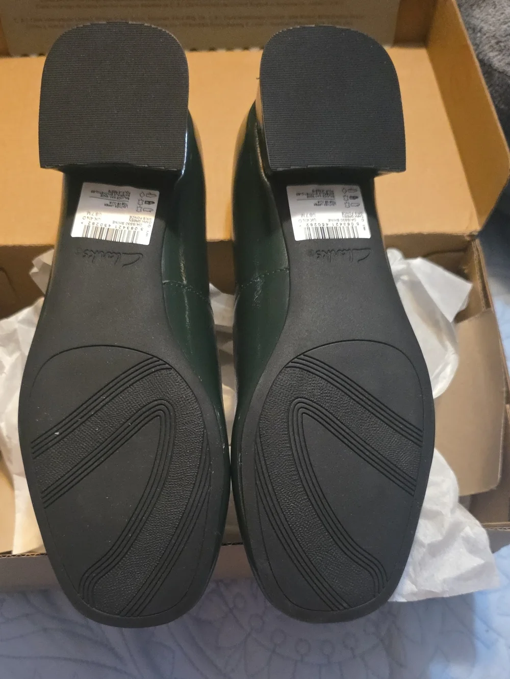 Clarks Mary-Jane Daiss30 Shine - Dark Green Size 7 NIB
